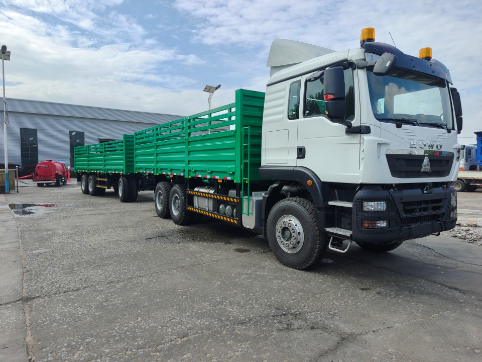 Derun Vehicle Howo Tx400 trak dan treler dihantar ke Ethiopia
