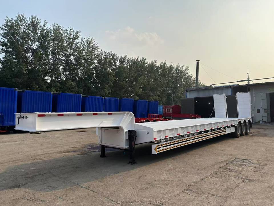 Derun Vehicle Semi-Trailers Rendah Bed telah berjaya dihantar ke Djibouti untuk membantu menaik taraf logistik di Afrika Timur