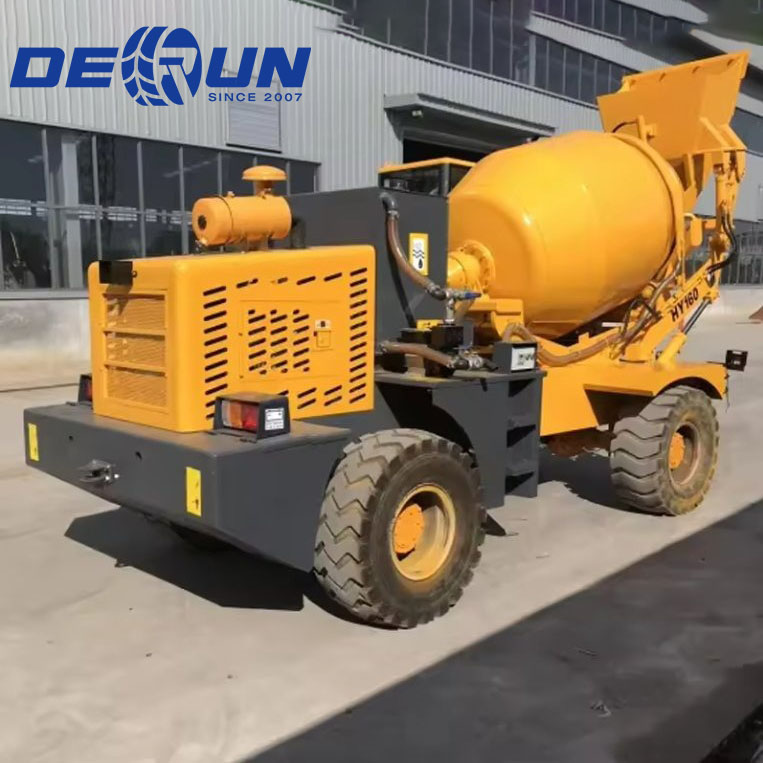 Luzun 3CBM Loading Loading Concrete Mixer Light Truck dengan Drum Rotary